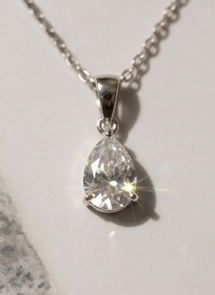 "Collier pendentif goutte oxyde de zirconium argent acier inoxydable 316L | Maison Lumélia"